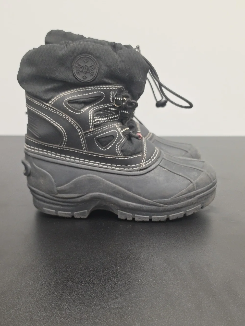 totes Kids Black Waterproof Snow Boots with Drawstring